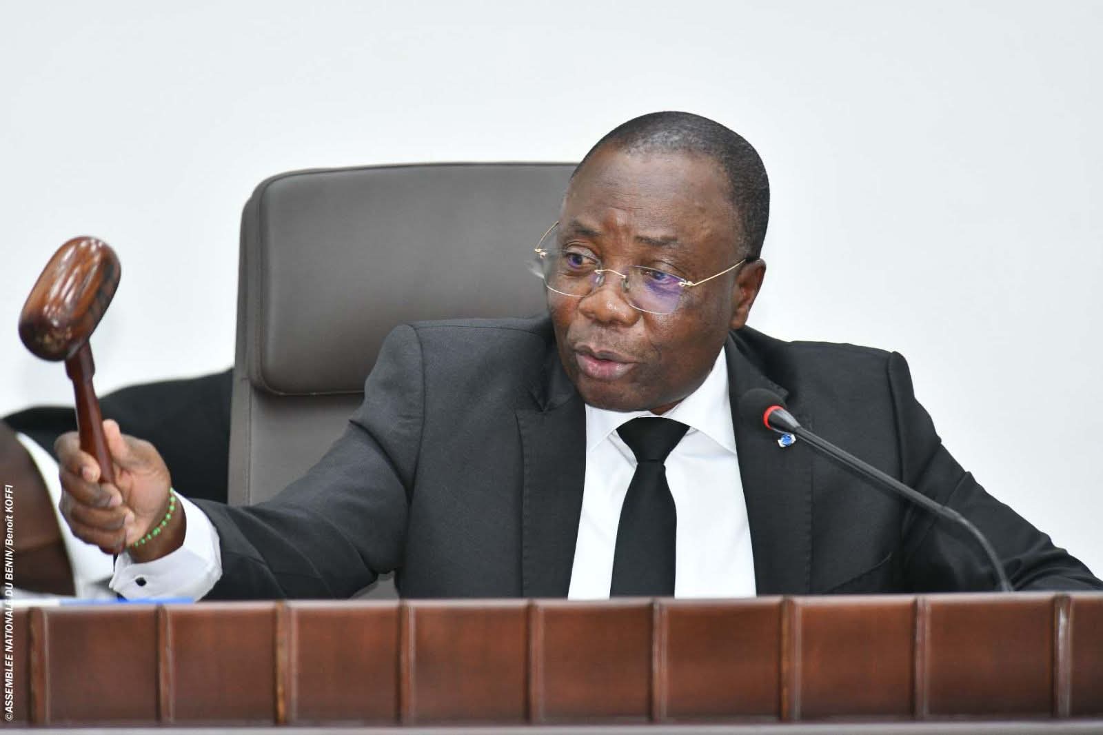 Assemblée nationale : Mahougnon Kakpo préside avec succès sa première séance plénière à l’Assemblée nationale